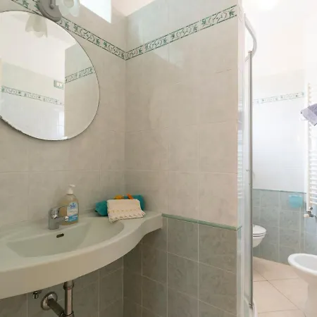 Joy - Imp521 By Interhome * 因佩里亚