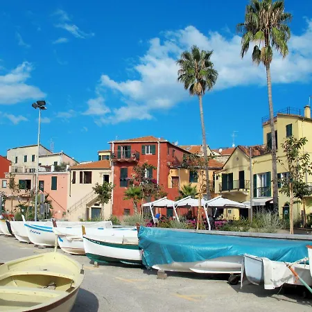 Joy - Imp521 By Interhome * אימפריה