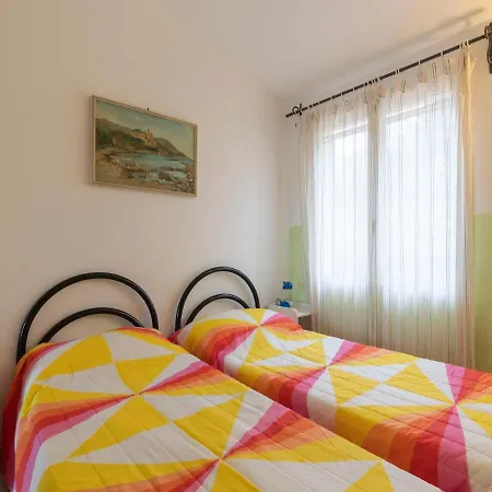 Appartement Joy - Imp521 By Interhome